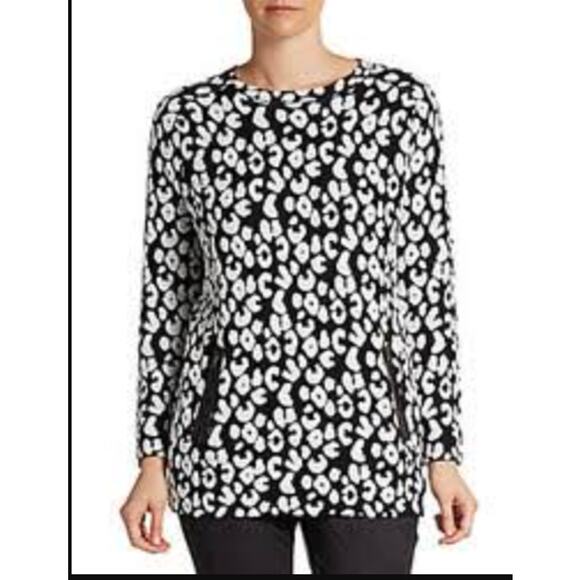 Red Saks Fifth Avenue Black & White Leopard Animal Print Tunic Sweater - Picture 1 of 8